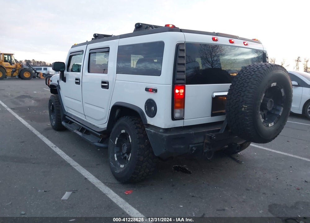 2003 HUMMER H2 VIN: 5GRGN23U63H147406