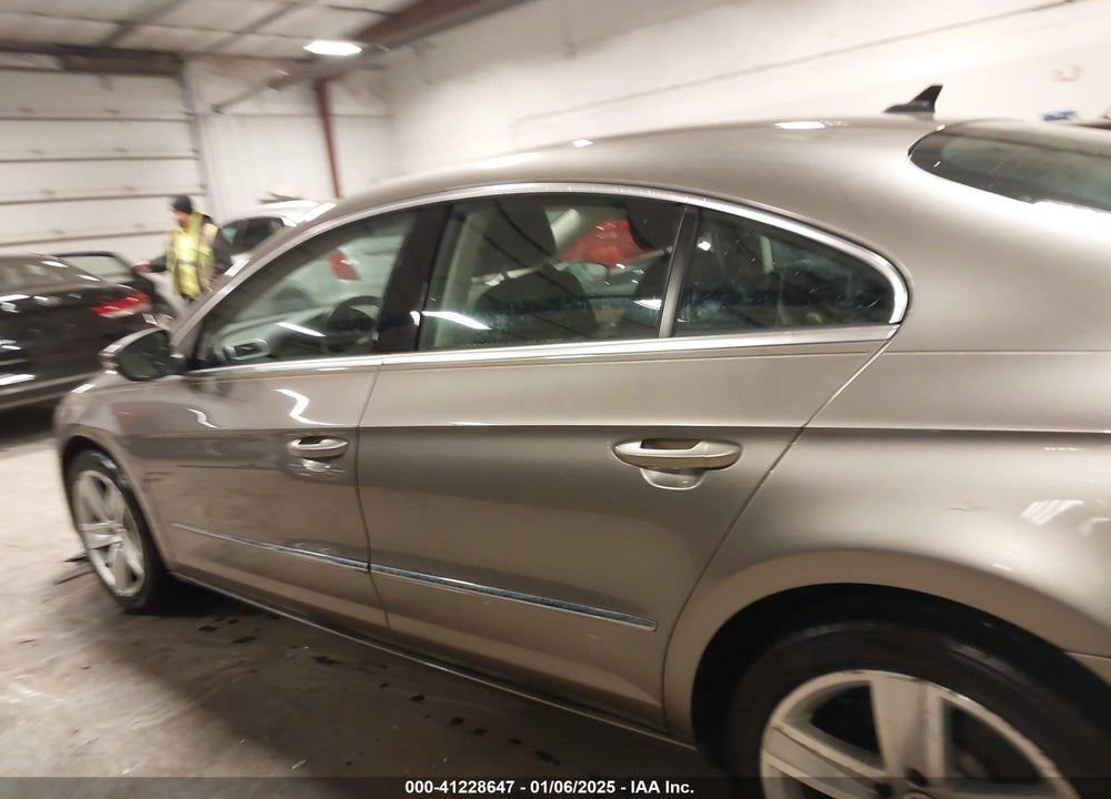 2013 VOLKSWAGEN CC VIN: WVWBP7AN3DE520306