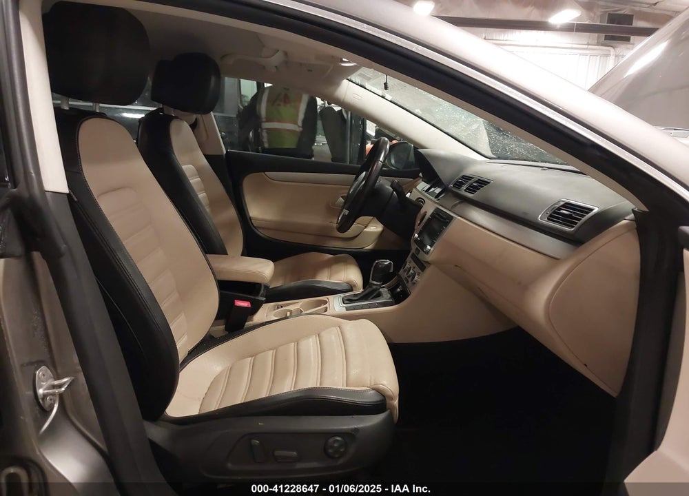 2013 VOLKSWAGEN CC VIN: WVWBP7AN3DE520306