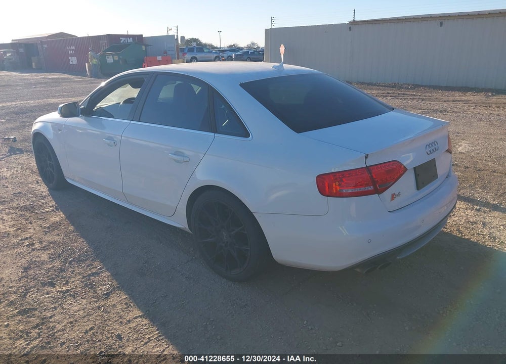 2011 AUDI S4 3.0 PREMIUM PLUS VIN: WAUKGAFL3BA076351