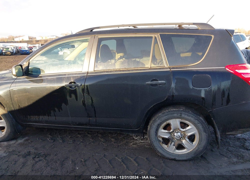 2011 TOYOTA RAV4 VIN: 2T3BF4DV1BW162822