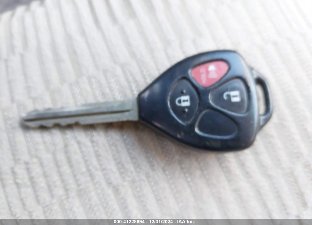 2011 TOYOTA RAV4 VIN: 2T3BF4DV1BW162822