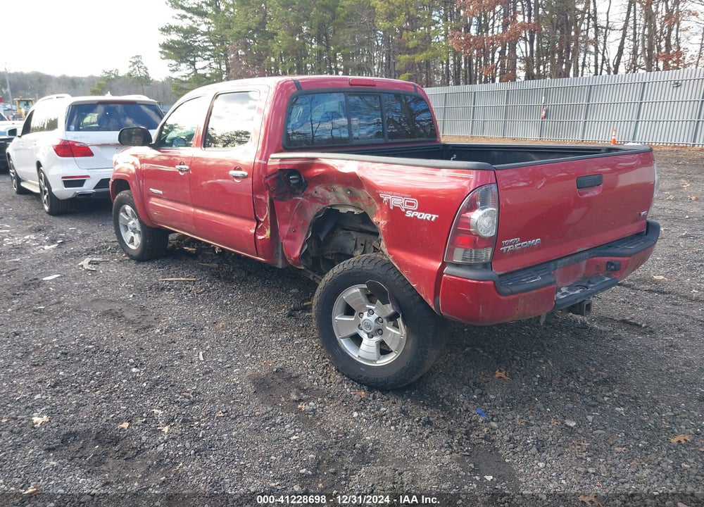 2013 TOYOTA TACOMA DOUBLE CAB VIN: 3TMLU4EN2DM107812