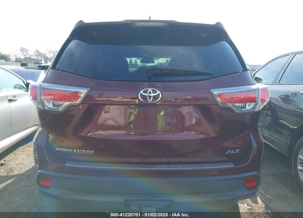 2016 TOYOTA HIGHLANDER XLE V6 VIN: 5TDKKRFH6GS157799