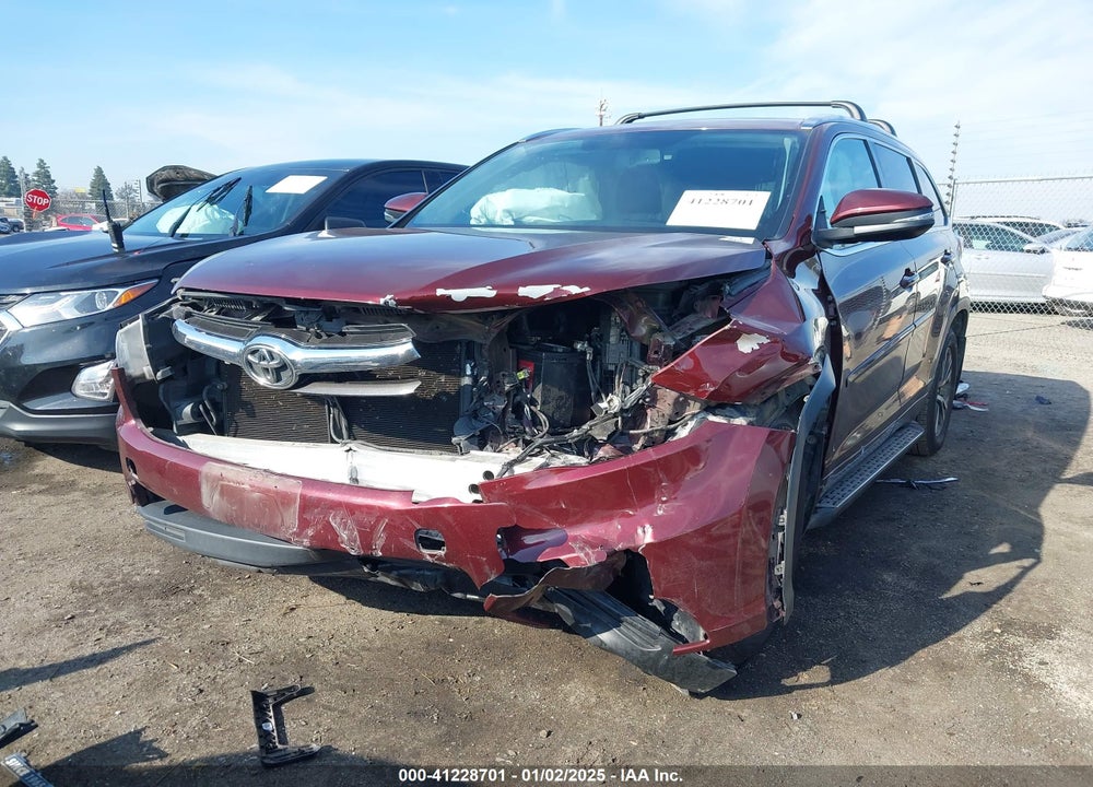 2016 TOYOTA HIGHLANDER XLE V6 VIN: 5TDKKRFH6GS157799