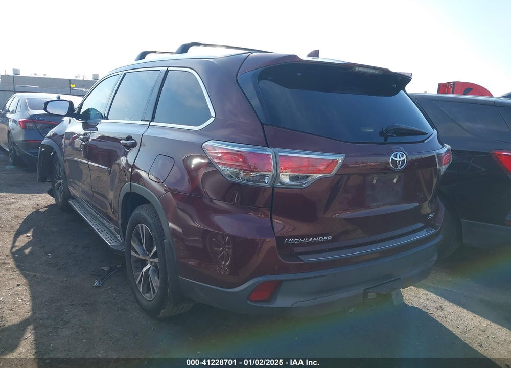 2016 TOYOTA HIGHLANDER XLE V6 VIN: 5TDKKRFH6GS157799
