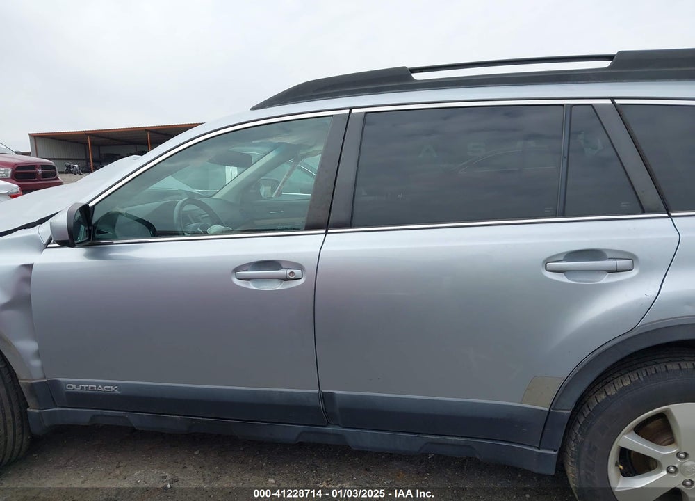 2014 SUBARU OUTBACK 3.6R LIMITED VIN: 4S4BRDLC6E2327537