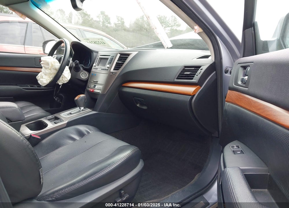 2014 SUBARU OUTBACK 3.6R LIMITED VIN: 4S4BRDLC6E2327537