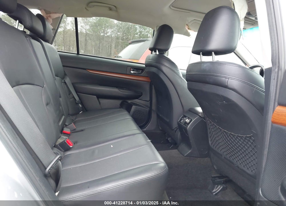 2014 SUBARU OUTBACK 3.6R LIMITED VIN: 4S4BRDLC6E2327537