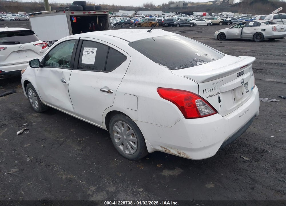 2015 NISSAN VERSA VIN: 3N1CN7AP2FL835597