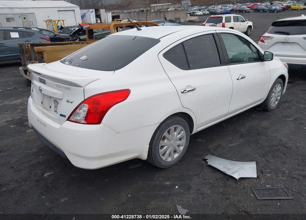 2015 NISSAN VERSA VIN: 3N1CN7AP2FL835597