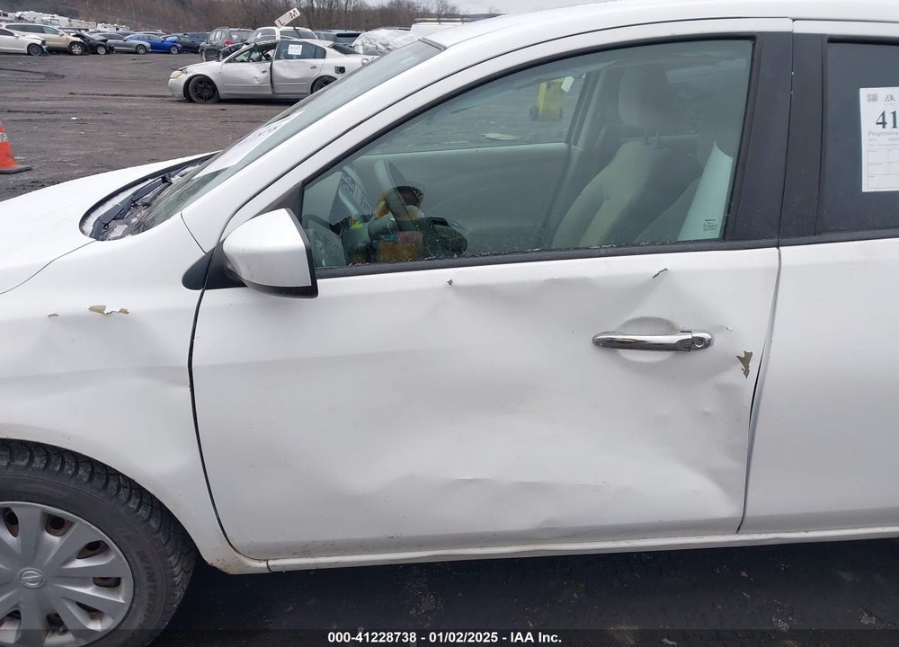 2015 NISSAN VERSA VIN: 3N1CN7AP2FL835597