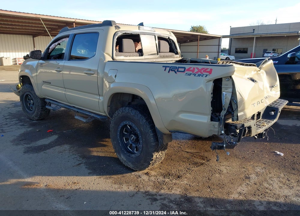 2017 TOYOTA TACOMA VIN: 3TMCZ5AN4HM050290