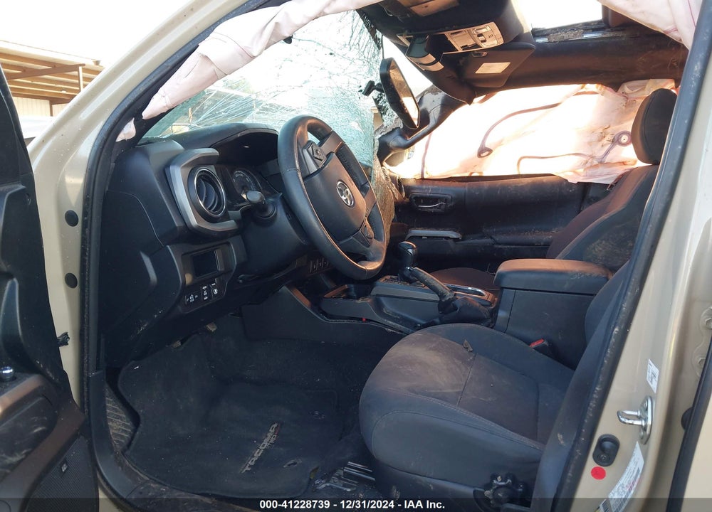 2017 TOYOTA TACOMA VIN: 3TMCZ5AN4HM050290