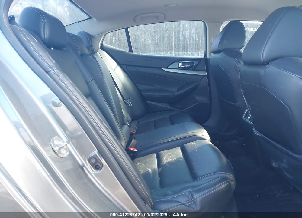2018 NISSAN MAXIMA VIN: 1N4AA6AP2JC388922