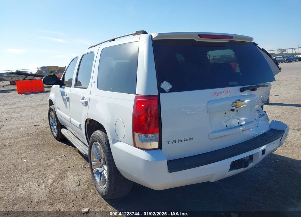 2007 CHEVROLET TAHOE LT VIN: 1GNFC13077R264297