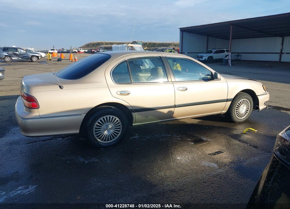 1996 INFINITI I30 VIN: JNKCA21D8TT003852