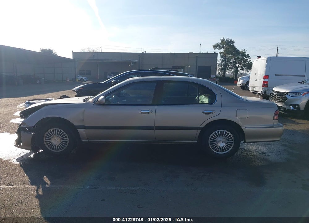 1996 INFINITI I30 VIN: JNKCA21D8TT003852