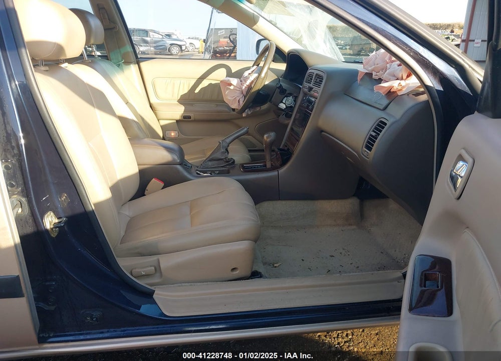 1996 INFINITI I30 VIN: JNKCA21D8TT003852