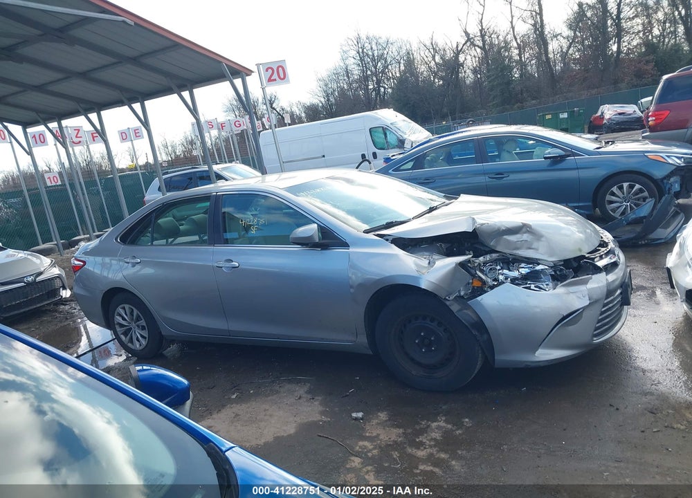 2017 TOYOTA CAMRY LE VIN: 4T1BF1FK5HU370026