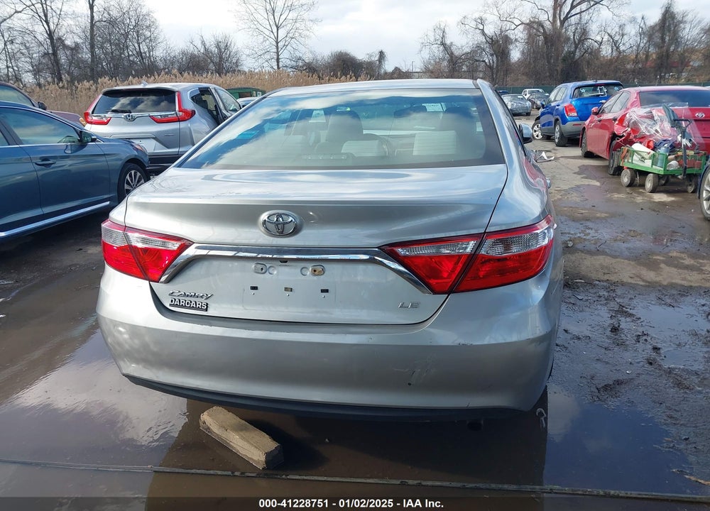 2017 TOYOTA CAMRY LE VIN: 4T1BF1FK5HU370026