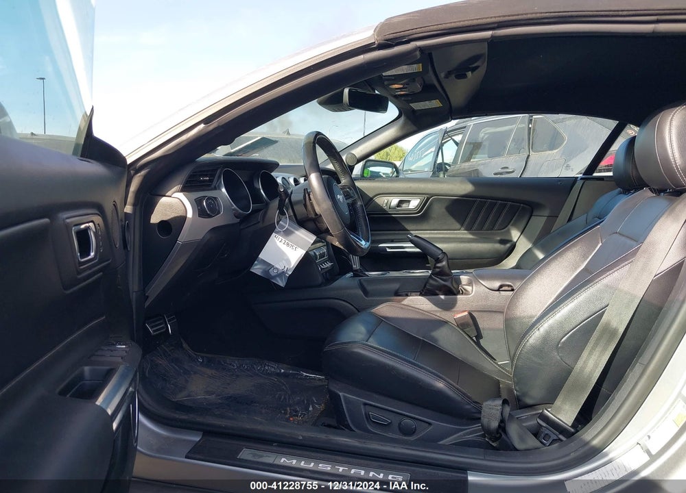 2021 FORD MUSTANG ECOBOOST PREMIUM VIN: 1FATP8UH1M5122470