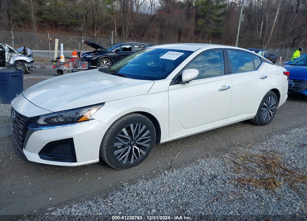 2023 NISSAN ALTIMA SV FWD VIN: 1N4BL4DV0PN381817