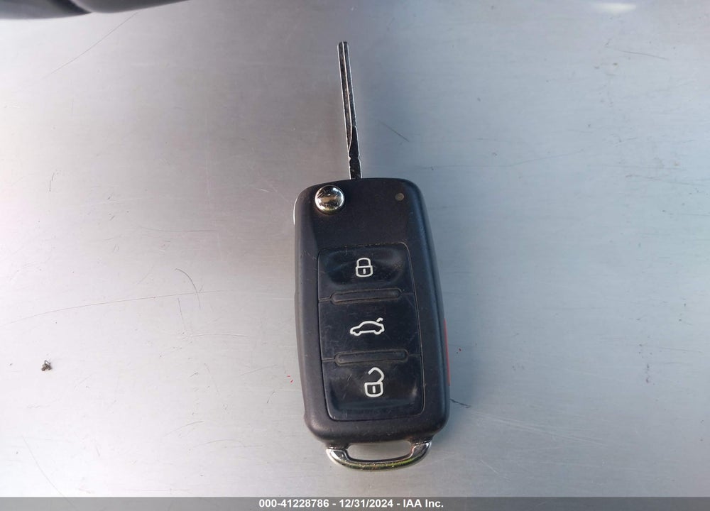 2014 VOLKSWAGEN TIGUAN SE VIN: WVGBV3AX7EW536614