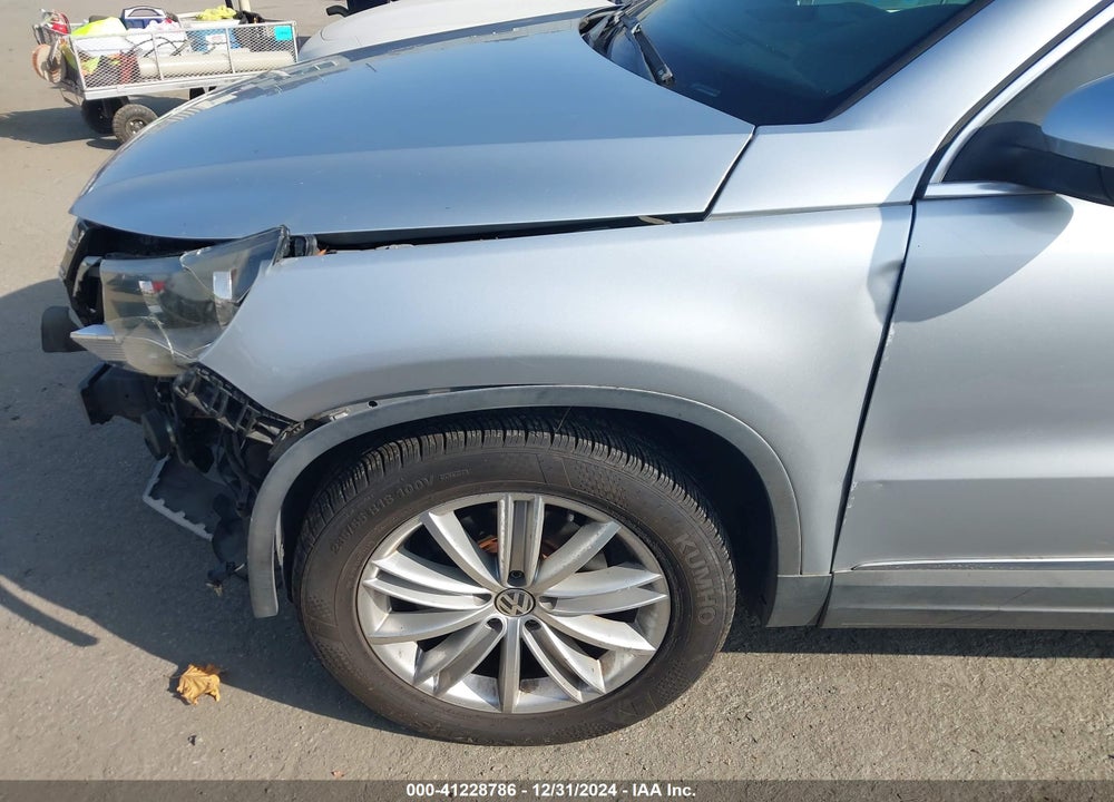 2014 VOLKSWAGEN TIGUAN SE VIN: WVGBV3AX7EW536614