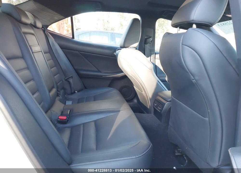 2015 LEXUS IS 250 VIN: JTHBF1D27F5081095