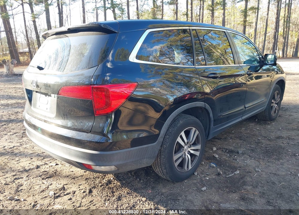 2018 HONDA PILOT EX-L VIN: 5FNYF5H82JB008726
