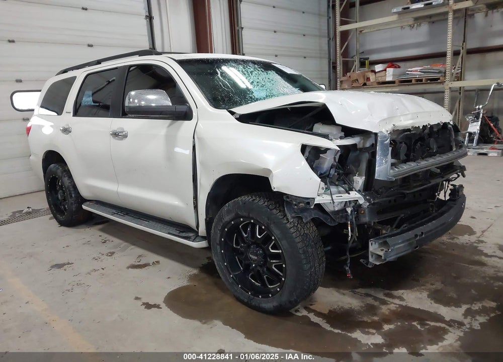2016 TOYOTA SEQUOIA PLATINUM 5.7L V8 VIN: 5TDDY5G18GS140469