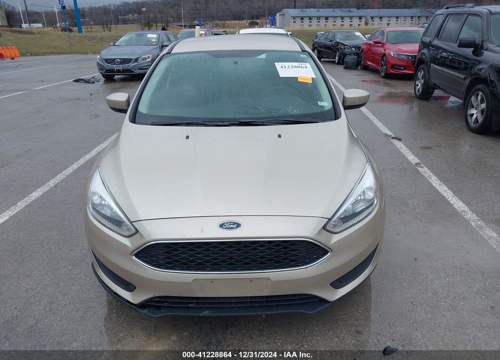 2018 FORD FOCUS SE VIN: 1FADP3F2XJL319242