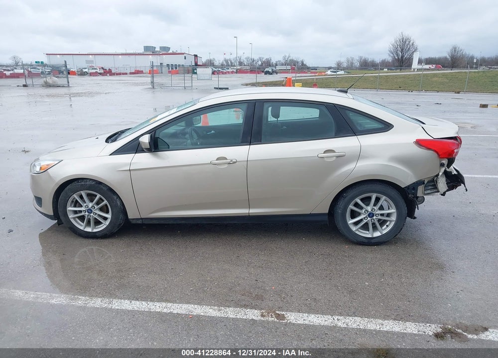 2018 FORD FOCUS SE VIN: 1FADP3F2XJL319242