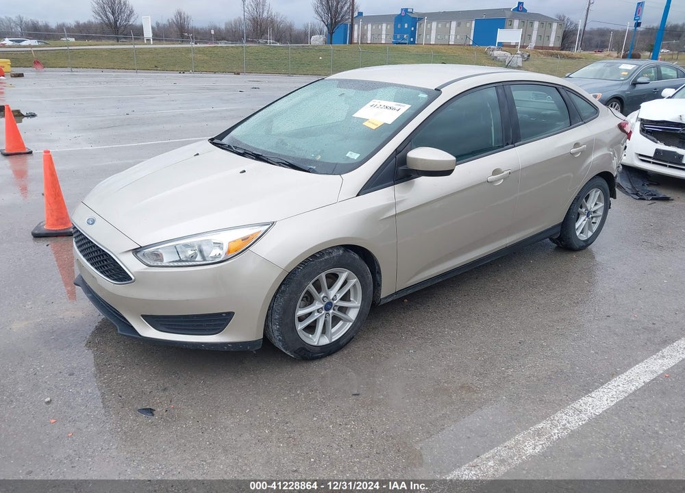 2018 FORD FOCUS SE VIN: 1FADP3F2XJL319242