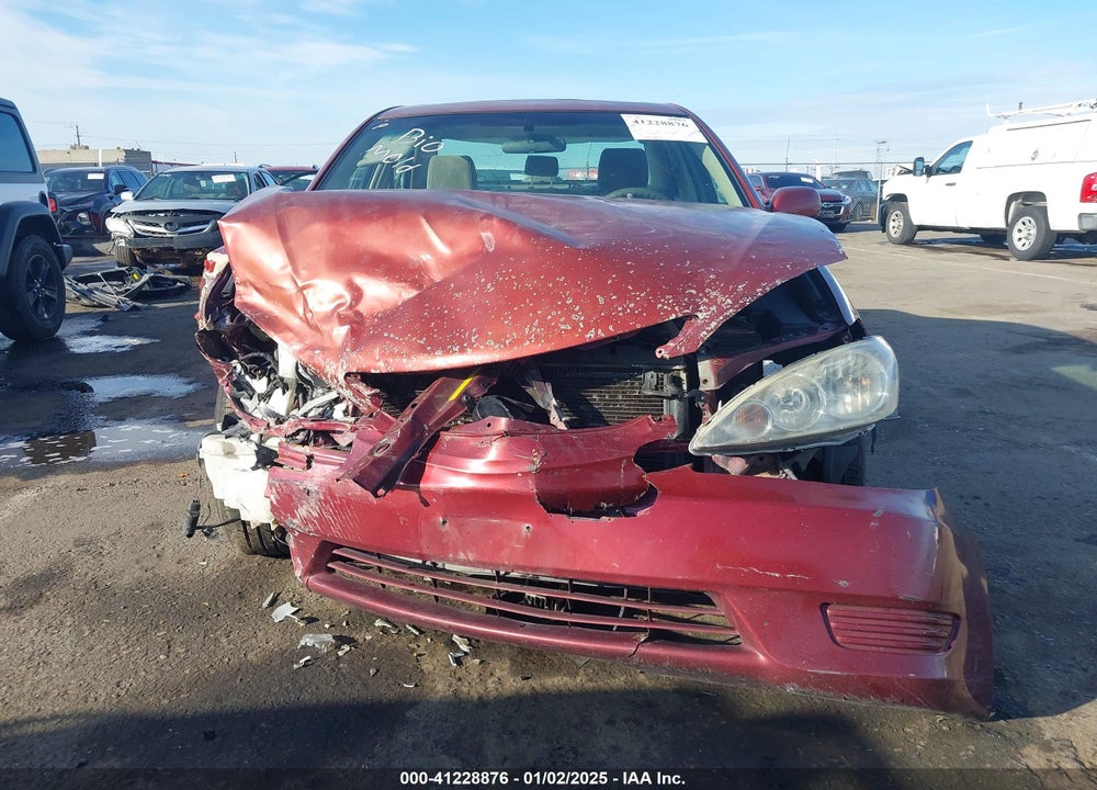 2005 TOYOTA CAMRY LE VIN: JTDBE30K053017349