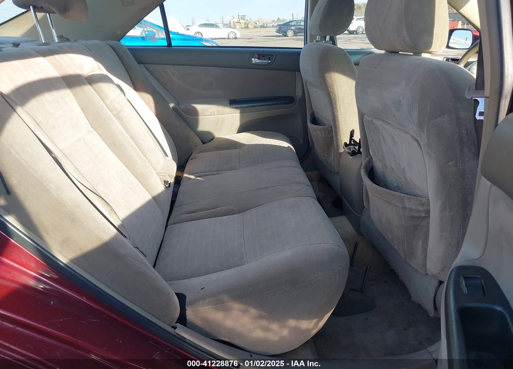 2005 TOYOTA CAMRY LE VIN: JTDBE30K053017349
