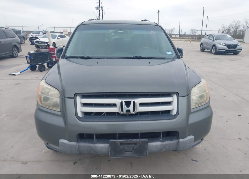 2008 HONDA PILOT VP VIN: 5FNYF28238B030223