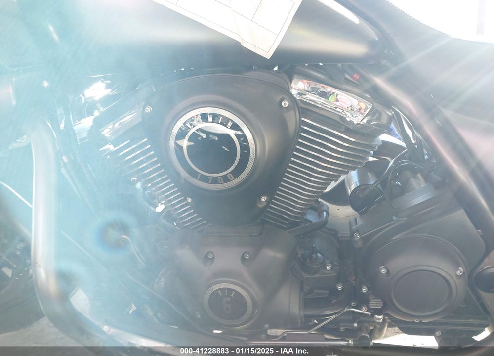 2022 KAWASAKI VN1700 K VIN: JKBVNRK12NA022381