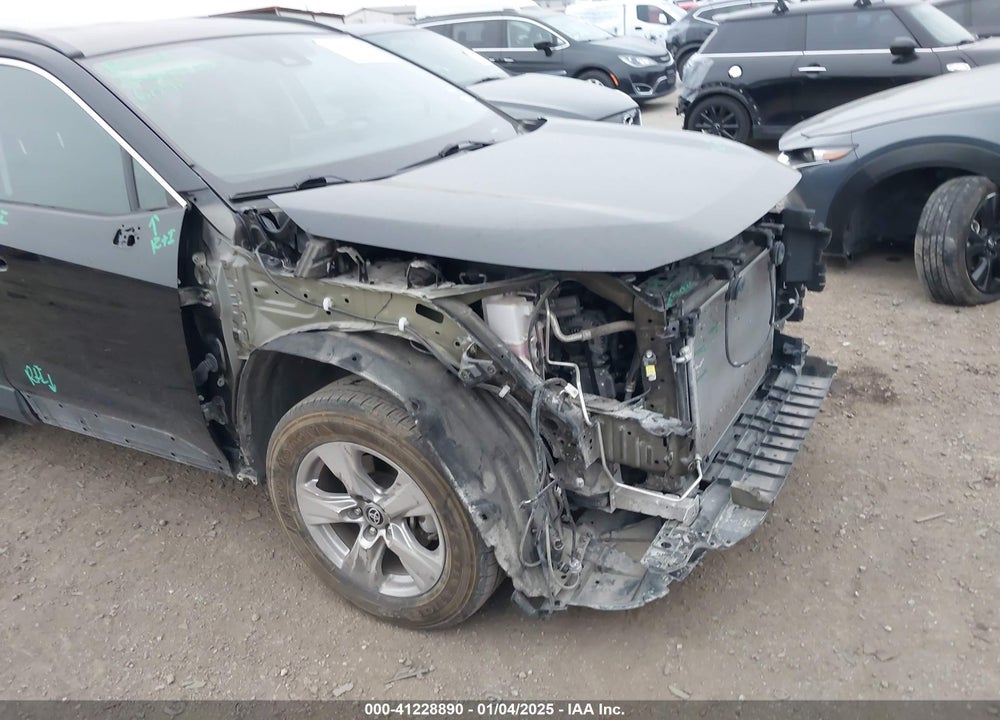 2023 TOYOTA RAV4 XLE VIN: 2T3W1RFV3PW285586