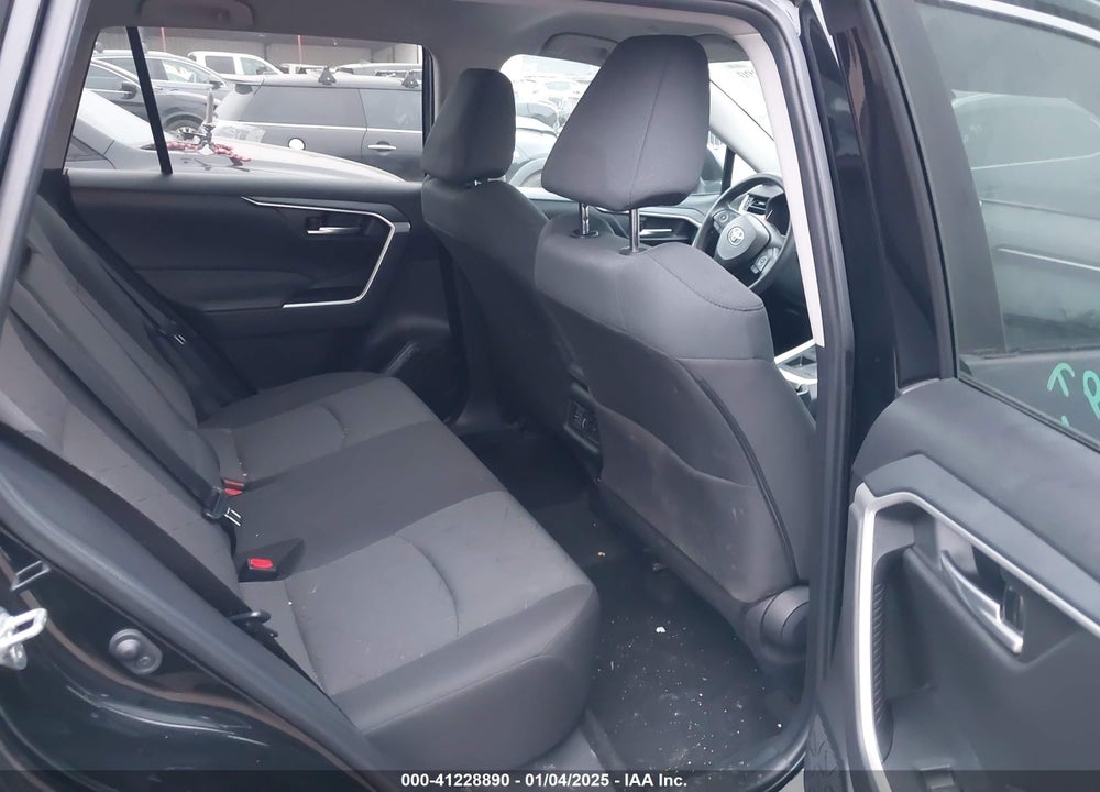 2023 TOYOTA RAV4 XLE VIN: 2T3W1RFV3PW285586