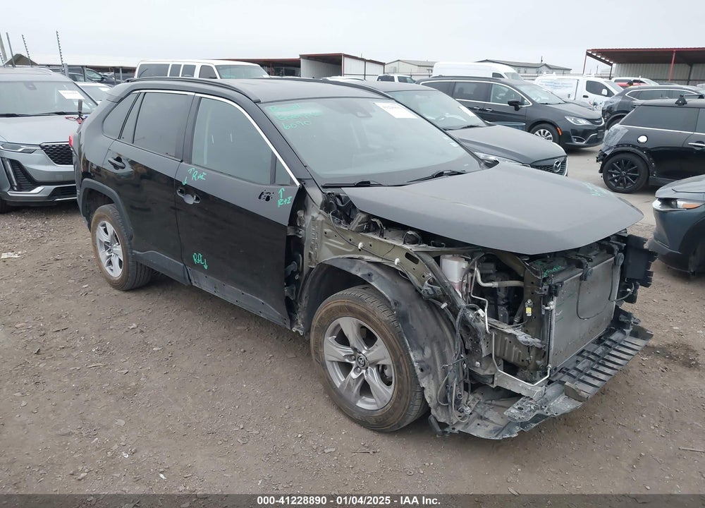 2023 TOYOTA RAV4 XLE VIN: 2T3W1RFV3PW285586