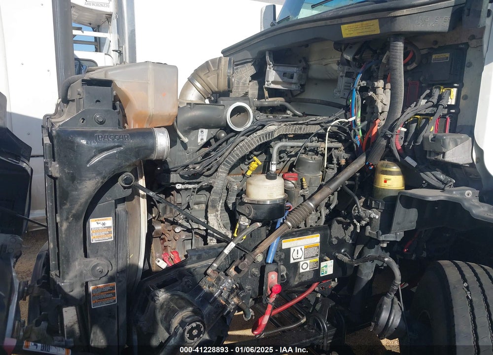2020 PETERBILT 579 VIN: 1XPBDP9X7LD688922