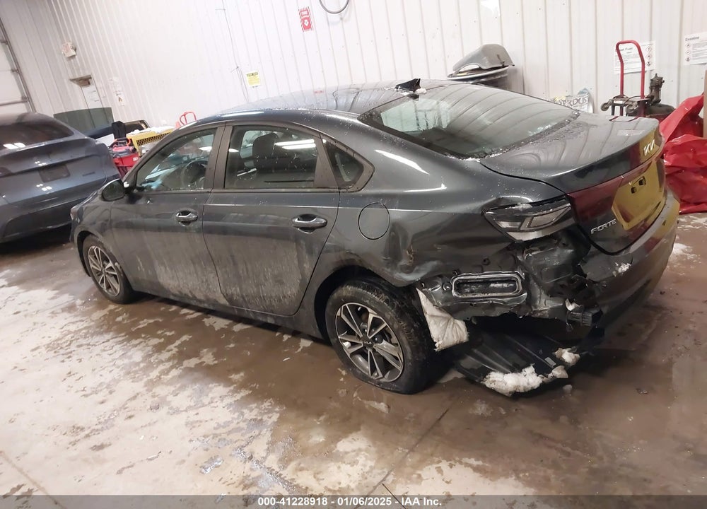 2023 KIA FORTE VIN: 3KPF24AD4PE530485
