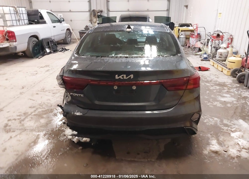 2023 KIA FORTE VIN: 3KPF24AD4PE530485
