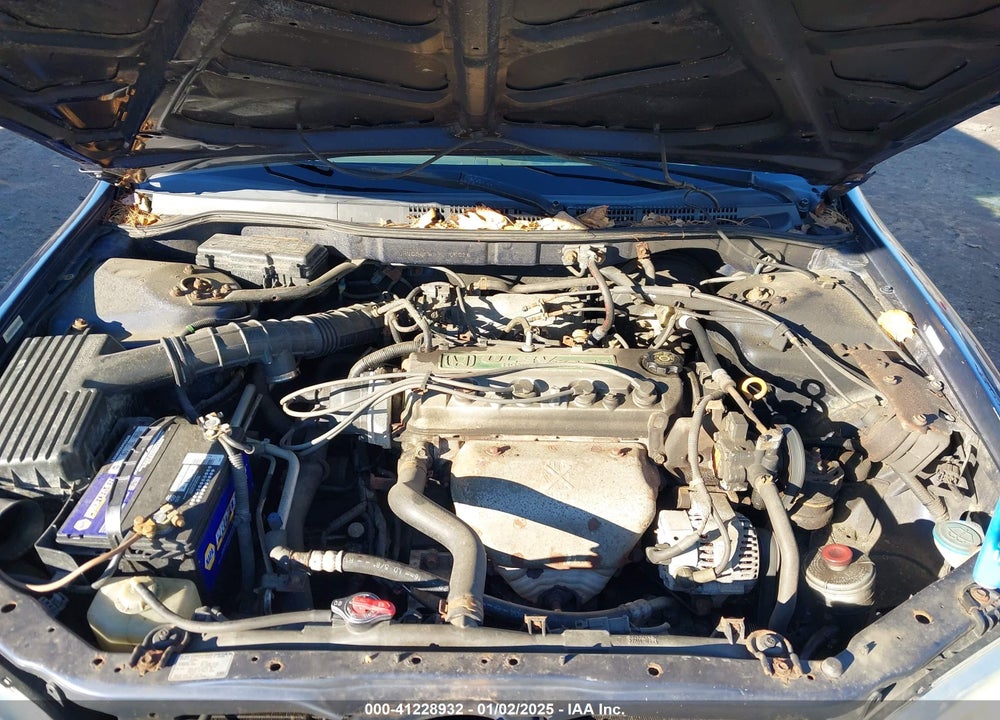 2001 HONDA ACCORD 2.3 LX VIN: JHMCG66551C005028