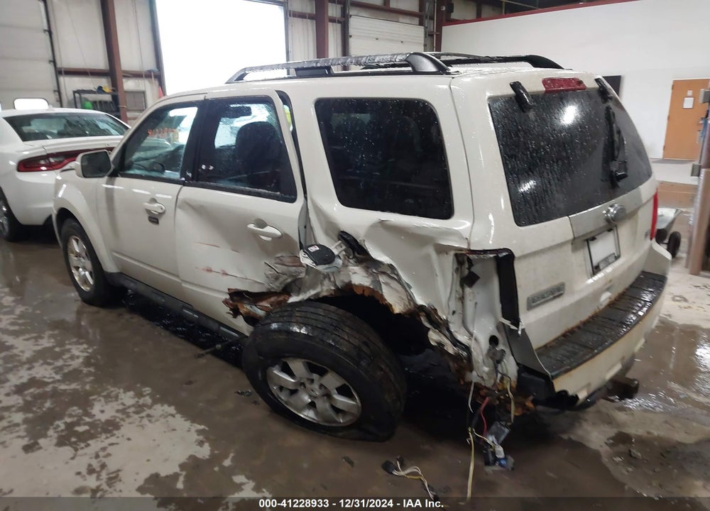 2010 FORD ESCAPE LIMITED VIN: 1FMCU9EG5AKB41952