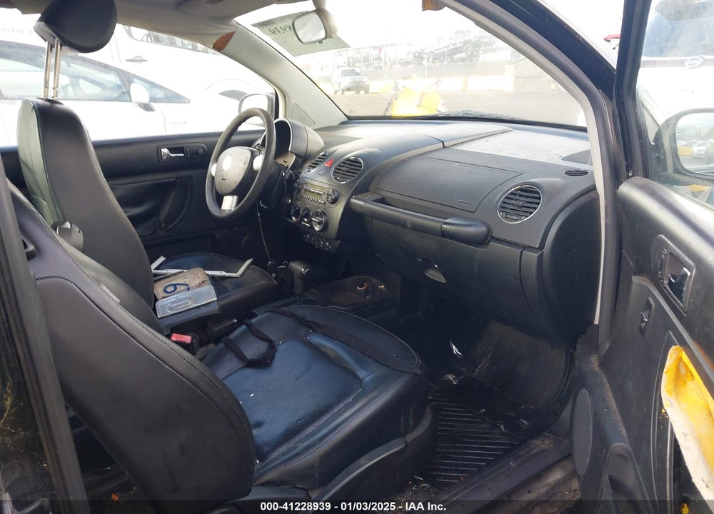 2007 VOLKSWAGEN NEW BEETLE 2.5 VIN: 3VWRG31C57M510331