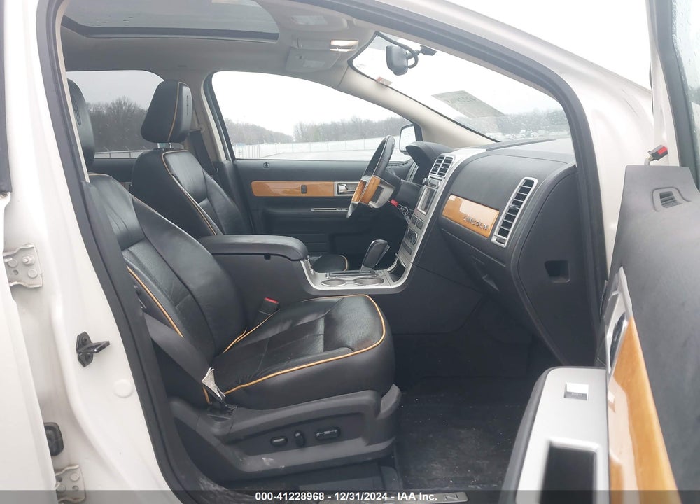 2008 LINCOLN MKX VIN: 2LMDU88CX8BJ26296