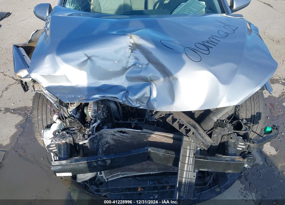 2017 HYUNDAI ELANTRA VIN: 5NPD84LF0HH047318